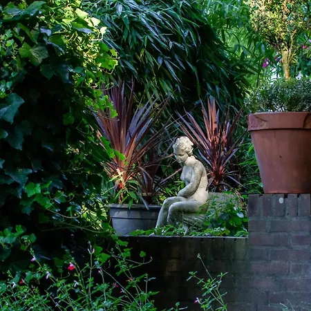 Amsterdamgarden - Stunning Garden With Pool Close To Amsterdam בית נופש לארן