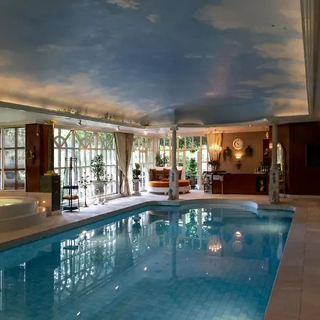 Amsterdamgarden - Stunning Garden With Pool Close To Amsterdam בית נופש לארן